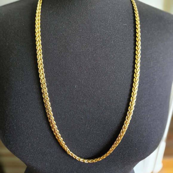 ✨ Vintage Gold-Plated Wheat Chain Necklace from Germany – 27 Inches, Unsigned ✨ - Picture 1 of 2